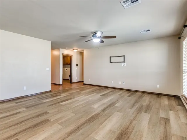 Photo 7 — 2282 County Road 1311, Blanchard, OK 73010