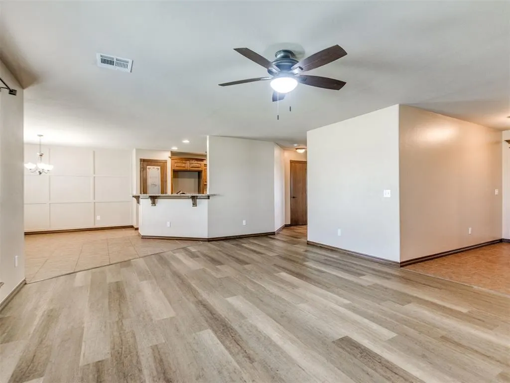Photo 9 — 2282 County Road 1311, Blanchard, OK 73010