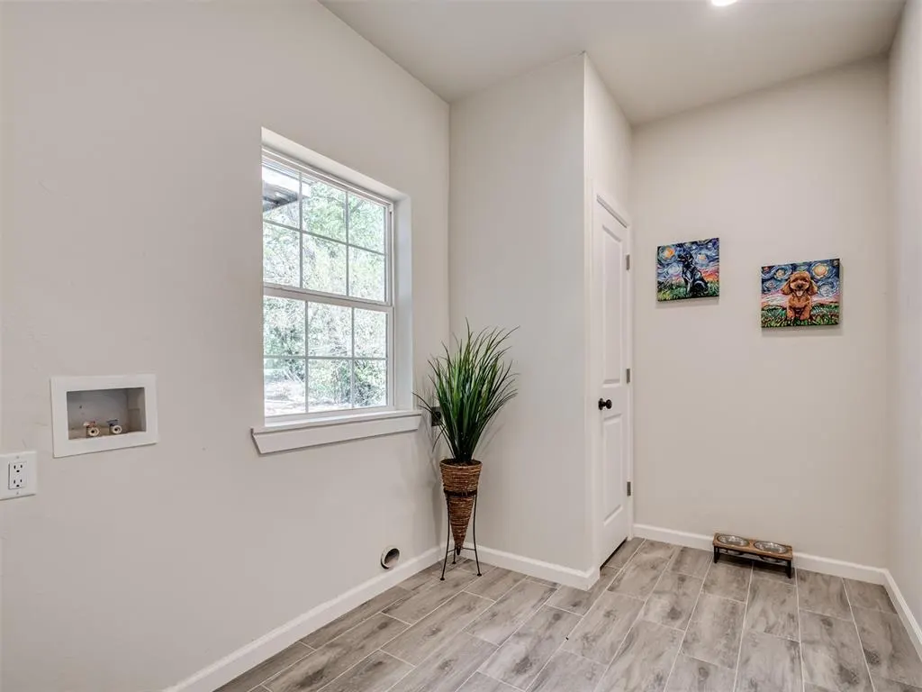 Photo 14 — 706 E Lincoln Avenue, Guthrie, OK 73044