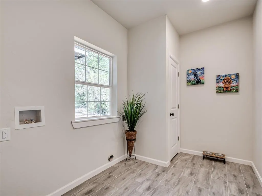 Photo 32 — 706 E Lincoln Avenue, Guthrie, OK 73044