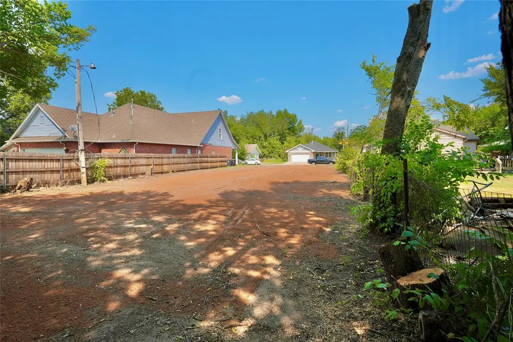 Photo 7 — 4803 N Asbury Avenue, Bethany, OK 73008