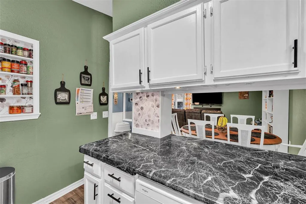 Photo 16 — 6421 Lyrewood Terrace, Oklahoma City, OK 73132