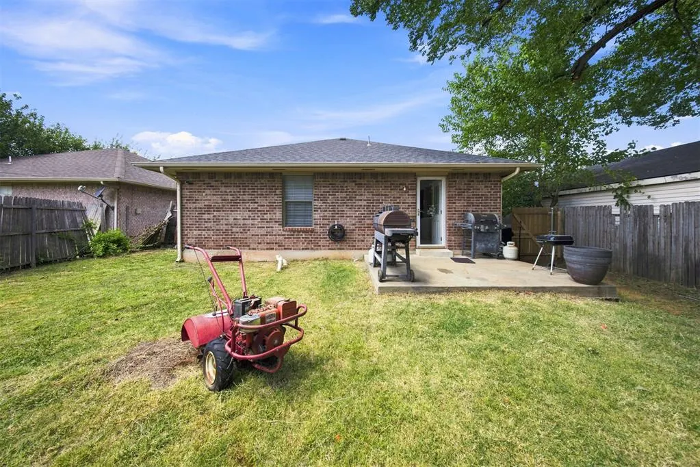 Photo 3 — 622 NW 109th Street, Oklahoma City, OK 73114