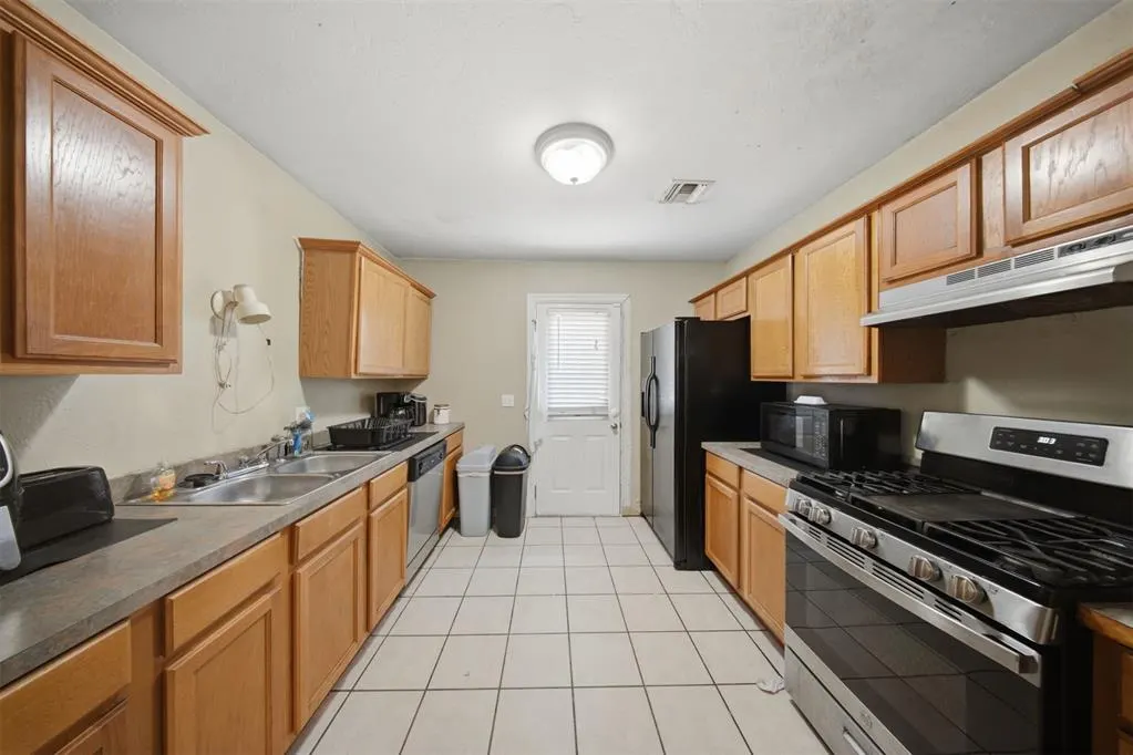 Photo 11 — 622 NW 109th Street, Oklahoma City, OK 73114