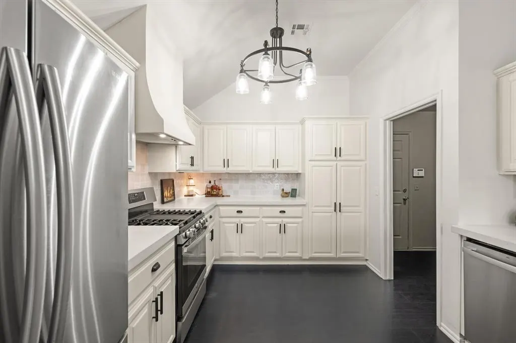 Photo 8 — 17025 Woodvine Drive, Edmond, OK 73012