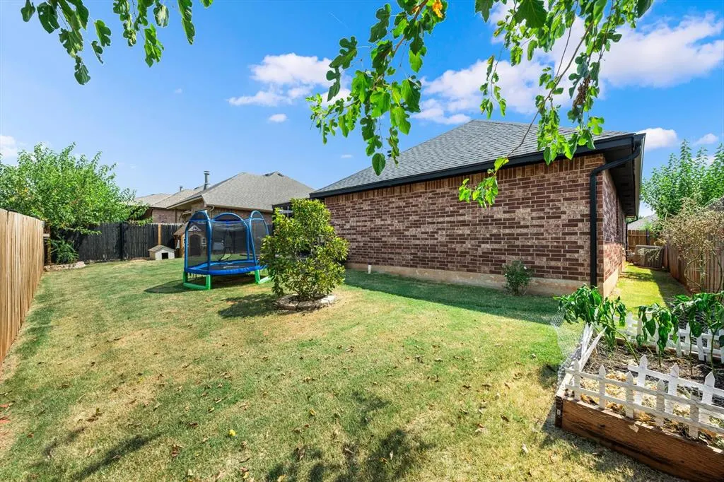 Photo 32 — 17025 Woodvine Drive, Edmond, OK 73012