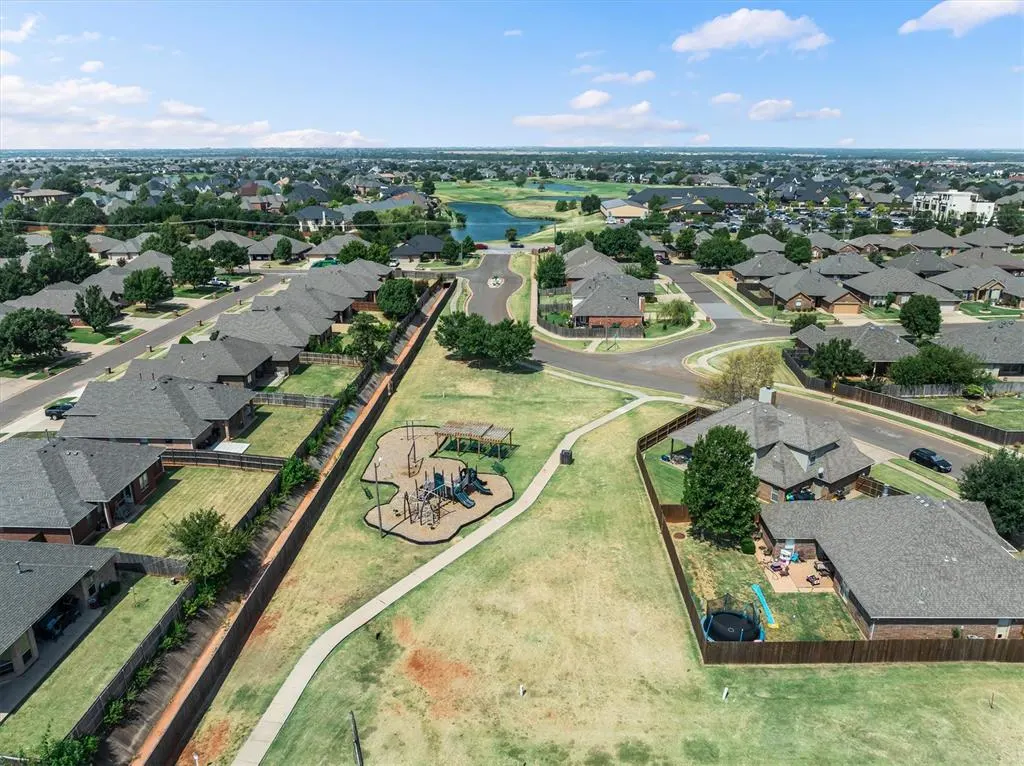 Photo 38 — 17025 Woodvine Drive, Edmond, OK 73012
