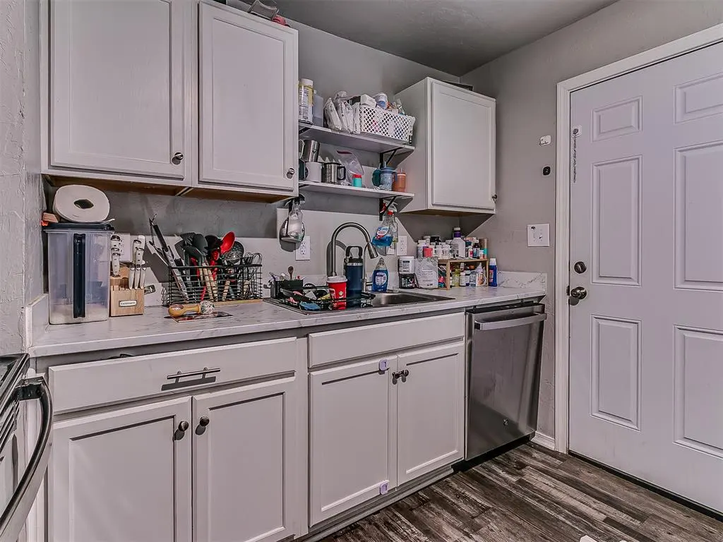 Photo 5 — 990936 S Candlewood Lane, Wellston, OK 74881