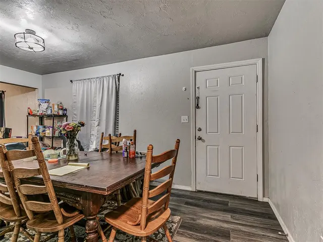 Photo 8 — 990936 S Candlewood Lane, Wellston, OK 74881