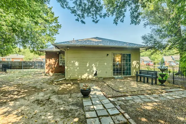Photo 5 — 2940 NW 35th Street, Oklahoma City, OK 73112