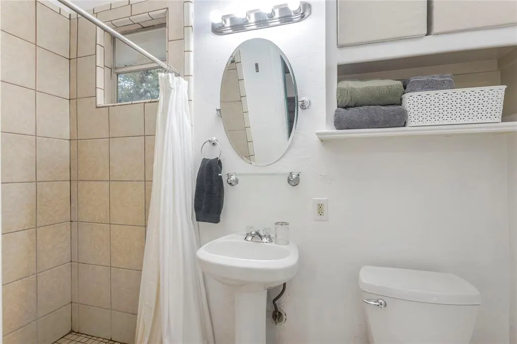 Photo 18 — 2940 NW 35th Street, Oklahoma City, OK 73112