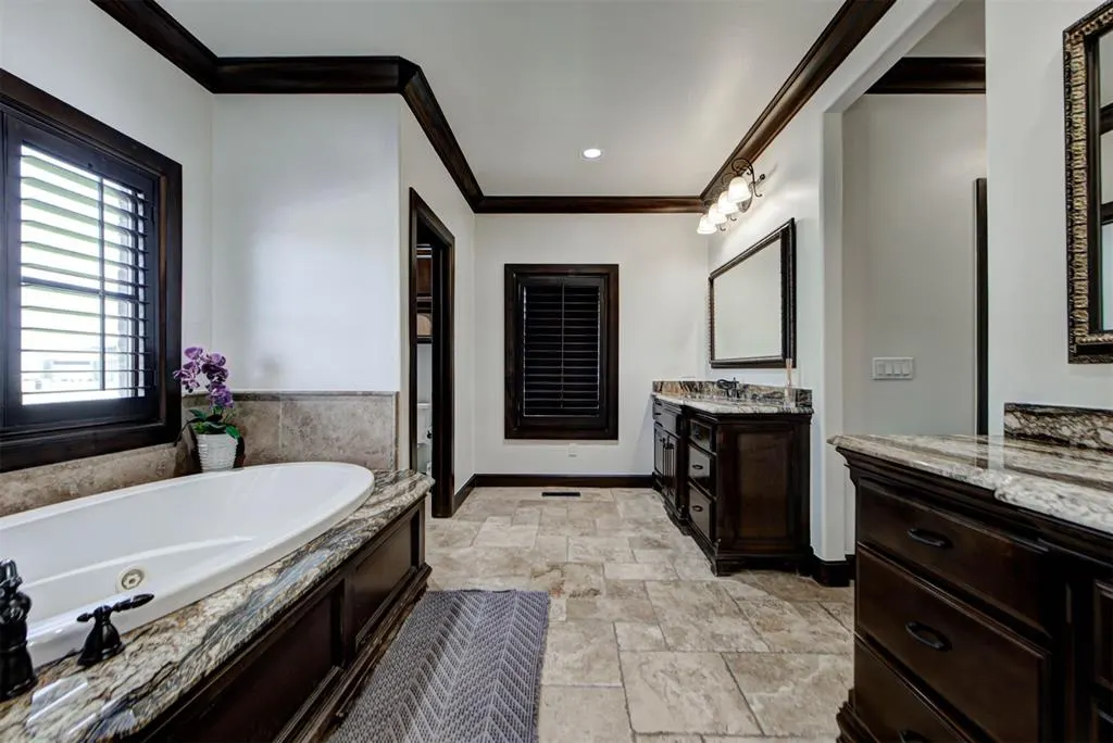 Photo 23 — 6716 Oak View Road, Edmond, OK 73025