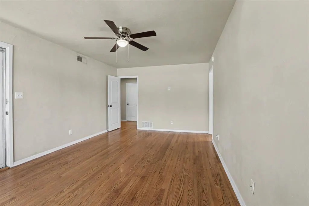 Photo 11 — 508 NW 50th Street, Oklahoma City, OK 73118