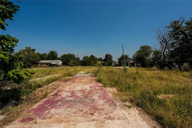 Photo 7 — 1434 Milam Court, Oklahoma City, OK 73111