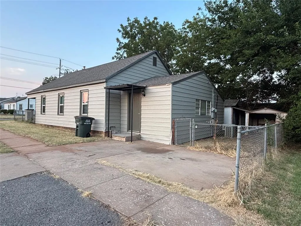 Photo 17 — 1230 W Modelle Avenue, Clinton, OK 73601