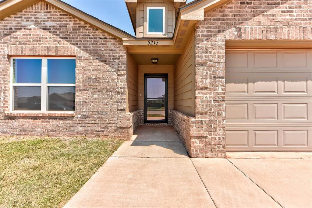 Photo 2 — 5215 Kye Drive, Tuttle, OK 73089