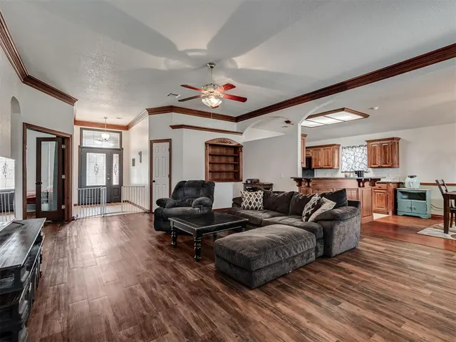 Photo 8 — 405 Waterfront Drive, Norman, OK 73071