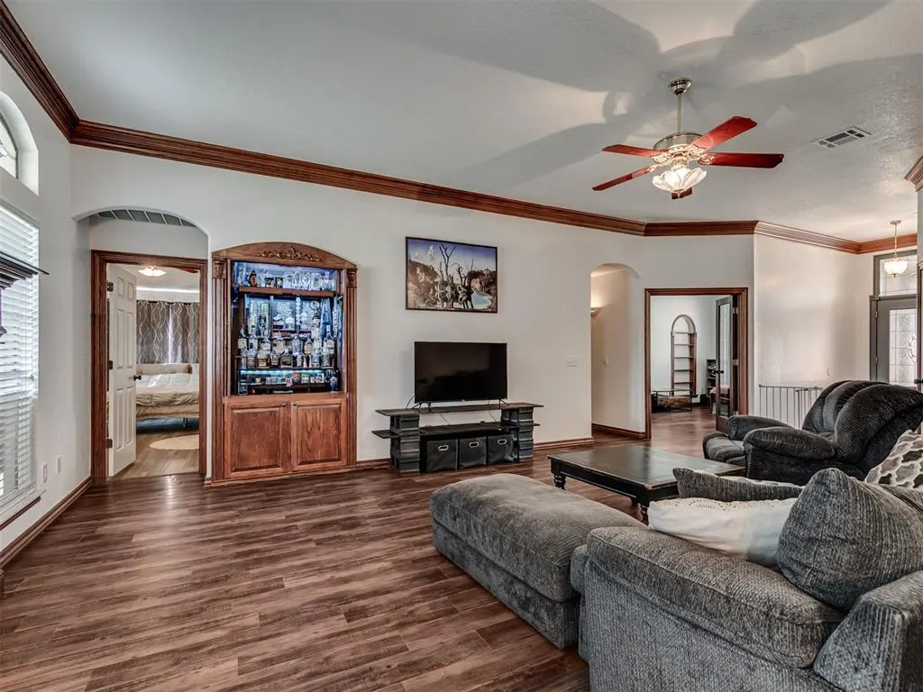 Photo 9 — 405 Waterfront Drive, Norman, OK 73071