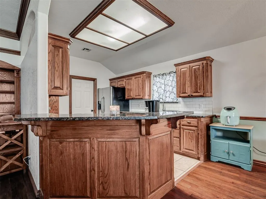 Photo 11 — 405 Waterfront Drive, Norman, OK 73071
