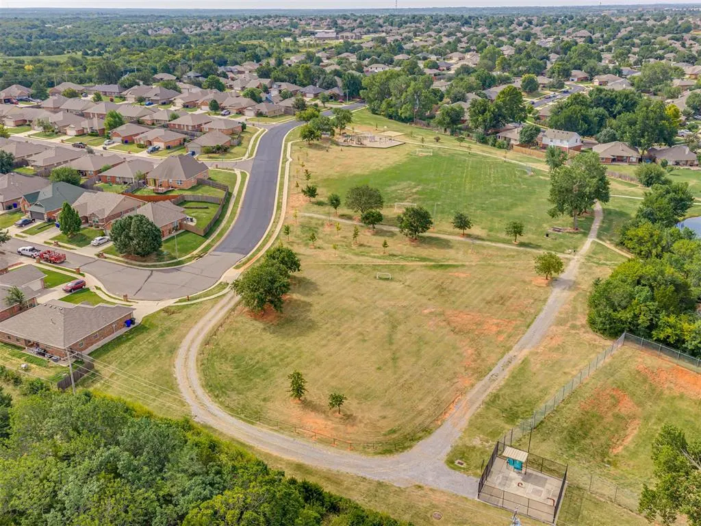 Photo 44 — 405 Waterfront Drive, Norman, OK 73071