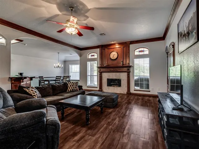 Photo 5 — 405 Waterfront Drive, Norman, OK 73071
