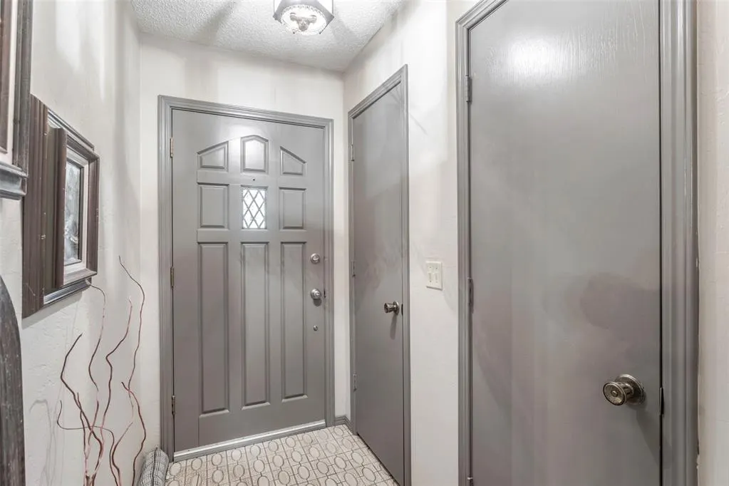 Photo 4 — 11824 Larkdale Drive, Yukon, OK 73099