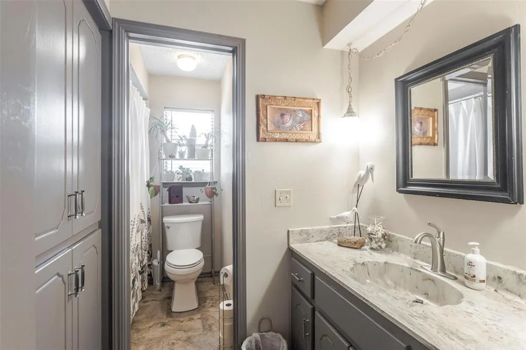 Photo 19 — 11824 Larkdale Drive, Yukon, OK 73099