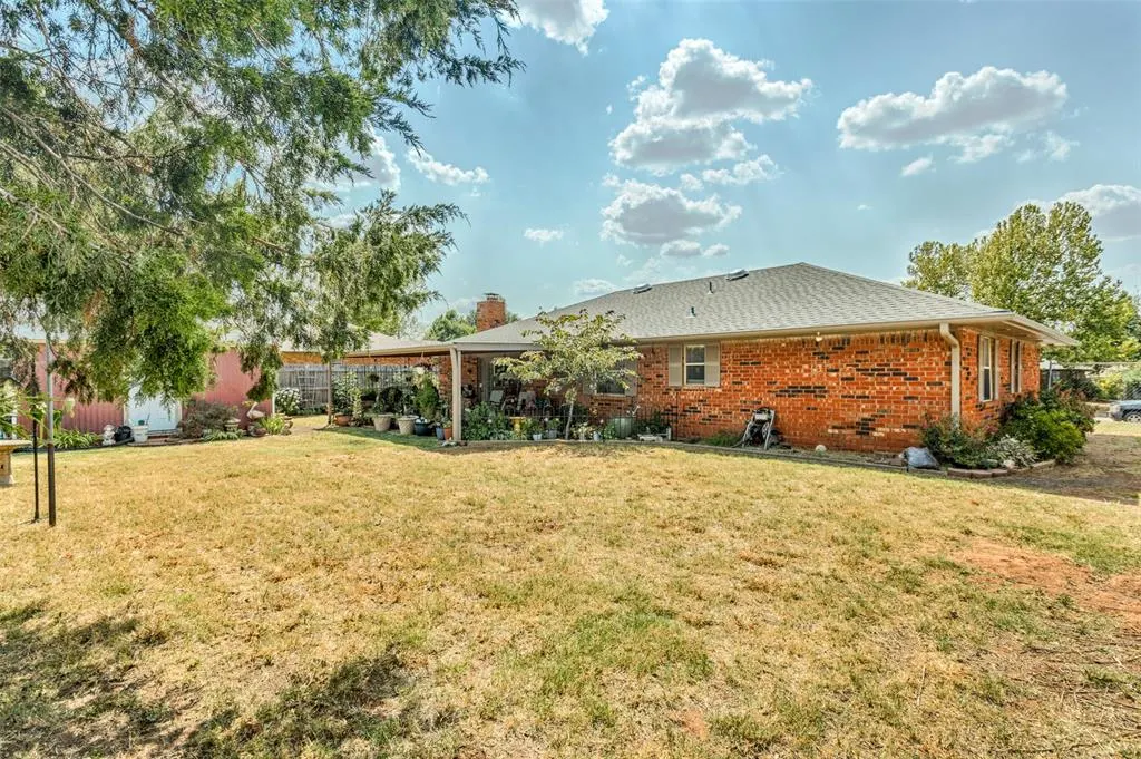 Photo 22 — 11824 Larkdale Drive, Yukon, OK 73099