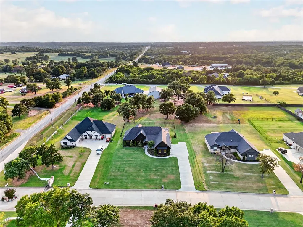 Photo 10 — 53 N Oaks Road, Harrah, OK 73045