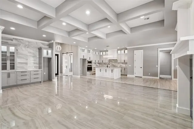 Photo 3 — 5700 Copper Stone Court, Mustang, OK 73064