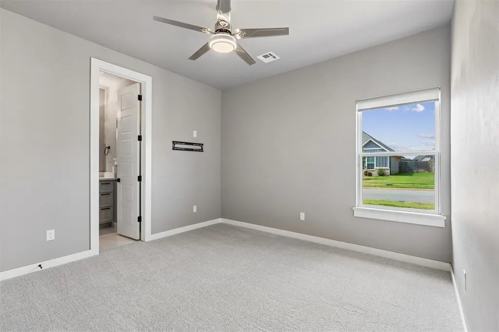 Photo 21 — 5700 Copper Stone Court, Mustang, OK 73064