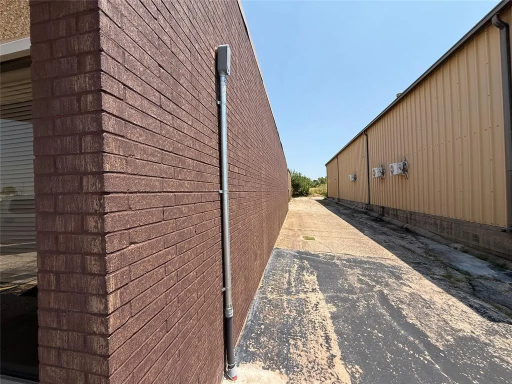 Photo 10 — 3026 Epperly Drive, Oklahoma City, OK 73115
