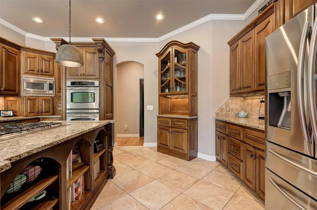 Photo 7 — 1301 Autumn Creek Drive, Edmond, OK 73003