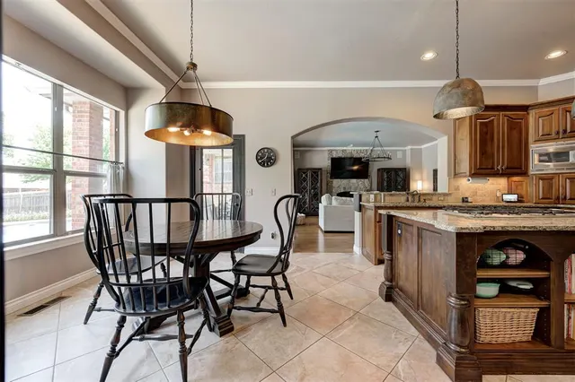 Photo 8 — 1301 Autumn Creek Drive, Edmond, OK 73003