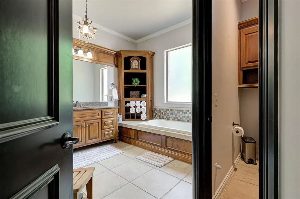 Photo 13 — 1301 Autumn Creek Drive, Edmond, OK 73003