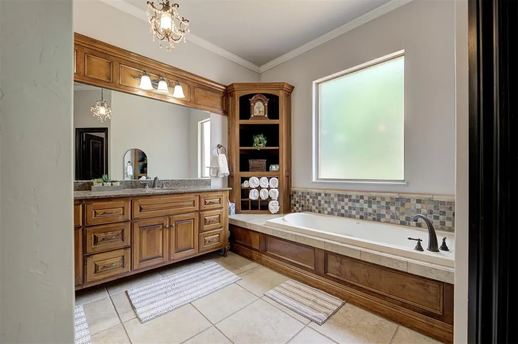 Photo 14 — 1301 Autumn Creek Drive, Edmond, OK 73003