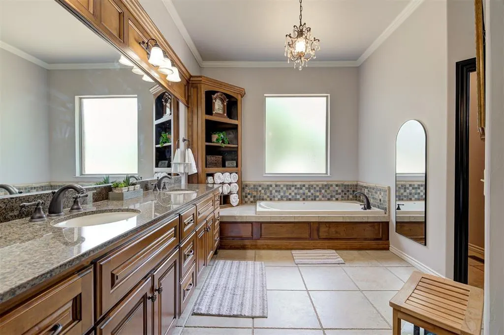 Photo 15 — 1301 Autumn Creek Drive, Edmond, OK 73003
