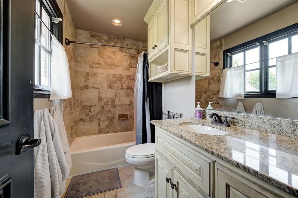 Photo 25 — 1301 Autumn Creek Drive, Edmond, OK 73003