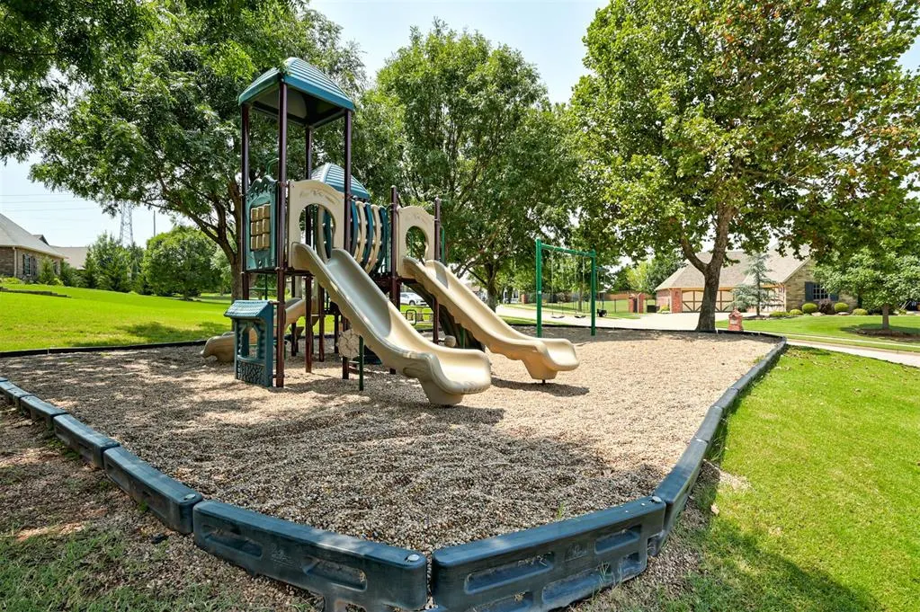 Photo 37 — 1301 Autumn Creek Drive, Edmond, OK 73003