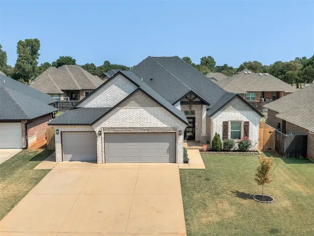 Front exterior — 1825 W Blake Court Way, Mustang, OK 73064