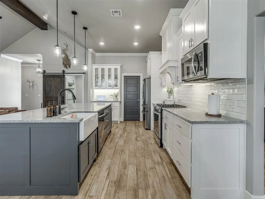 Photo 9 — 1825 W Blake Court Way, Mustang, OK 73064