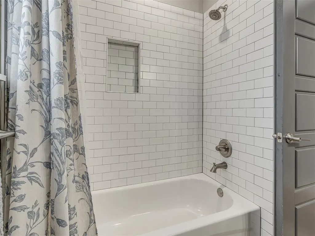 Photo 31 — 1825 W Blake Court Way, Mustang, OK 73064