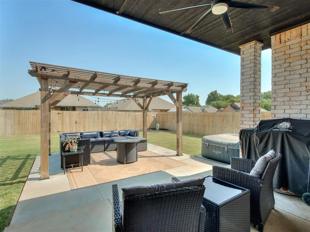 Photo 36 — 1825 W Blake Court Way, Mustang, OK 73064