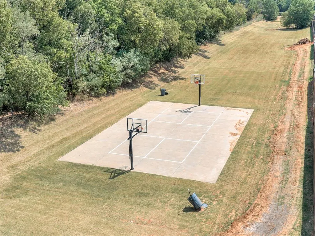 Photo 45 — 1825 W Blake Court Way, Mustang, OK 73064