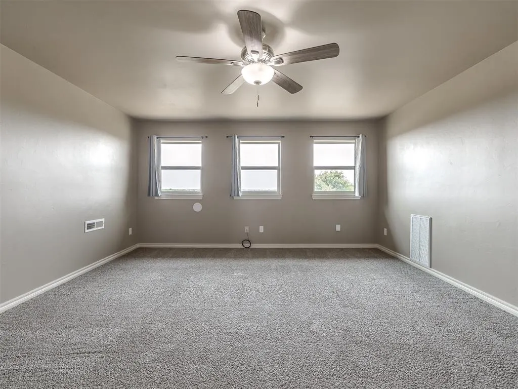 Photo 33 — 517 S Broadway Avenue, Guthrie, OK 73044