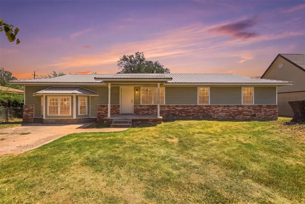 Front exterior — 3244 Cox Street, Choctaw, OK 73020