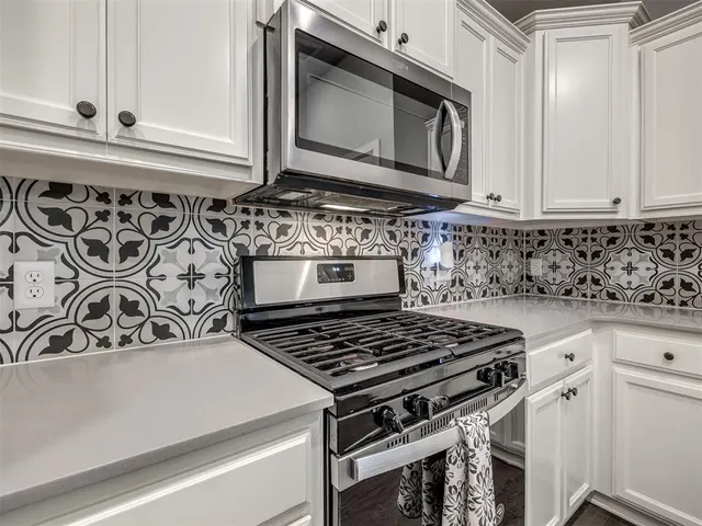 Photo 8 — 15508 Rosedown Drive, Oklahoma City, OK 73170