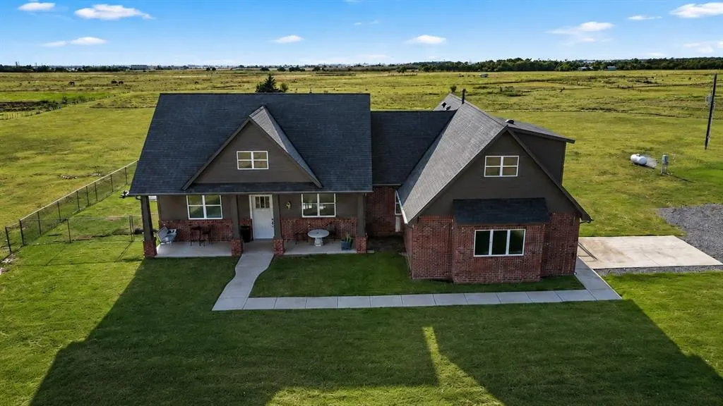 Front exterior — 26288 N 2960 Road, Cashion, OK 73016