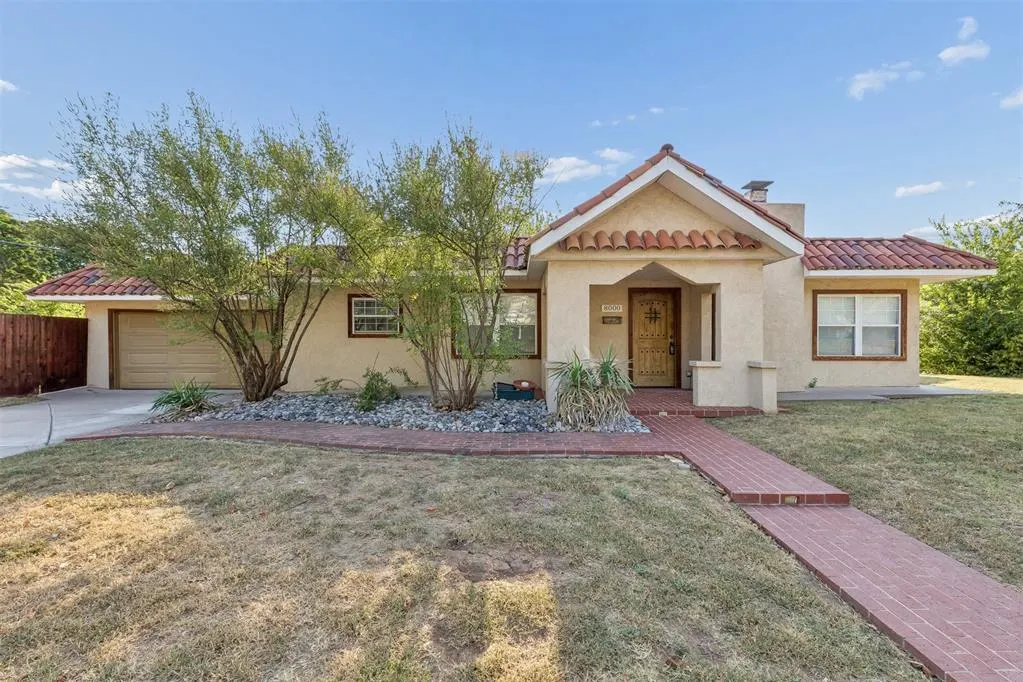 Front exterior — 8000 N Military Avenue, Oklahoma City, OK 73114