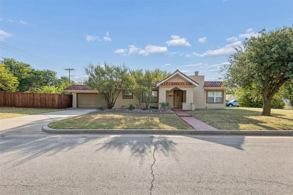 Photo 4 — 8000 N Military Avenue, Oklahoma City, OK 73114